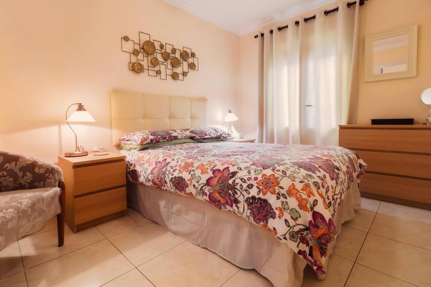 Cyv Beach Vacation In Idyllic 3 Bedroom Apartment 푸엔히롤라 외부 사진